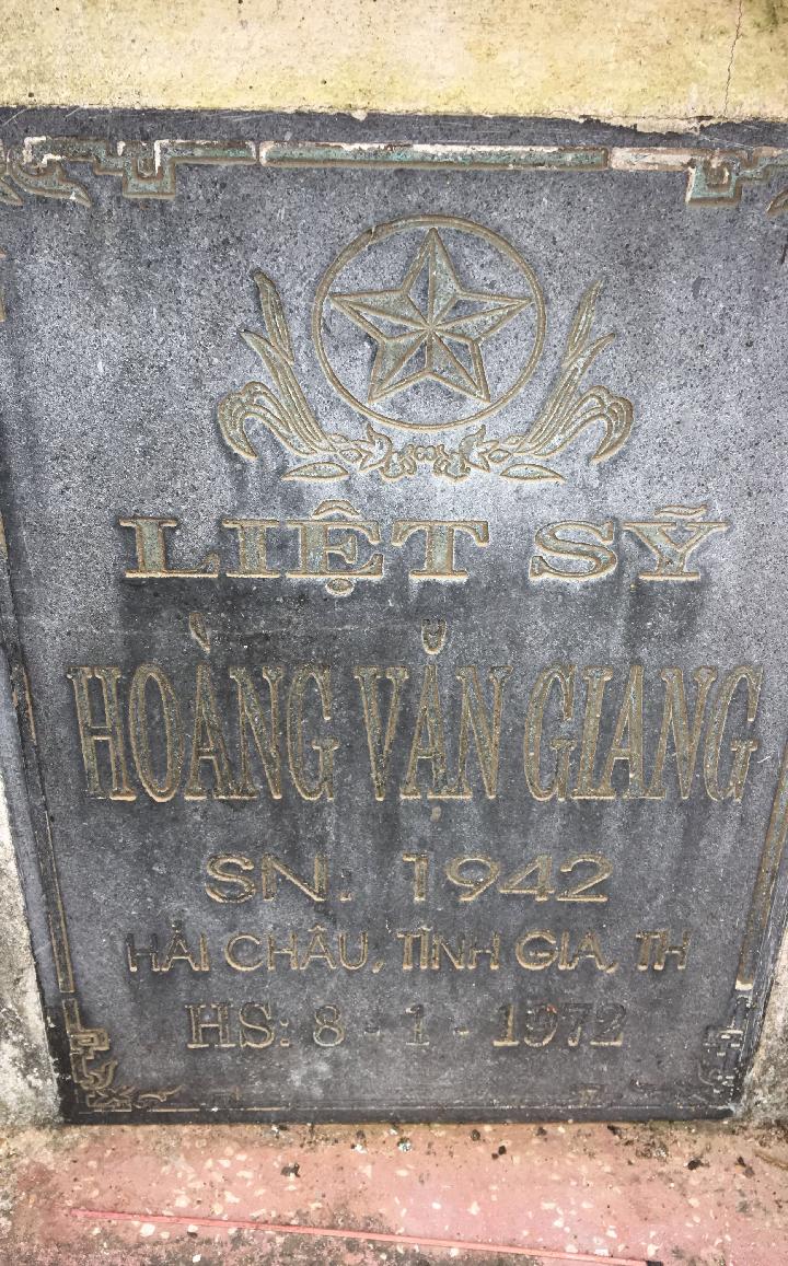 Ảnh mộ liệt sĩ HOÀNG VĂN GIANG