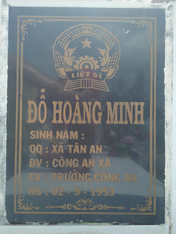 Ảnh mộ liệt sĩ Đỗ Hoàng Minh