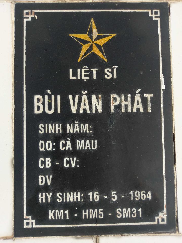 Ảnh mộ liệt sĩ Bùi Văn Phát