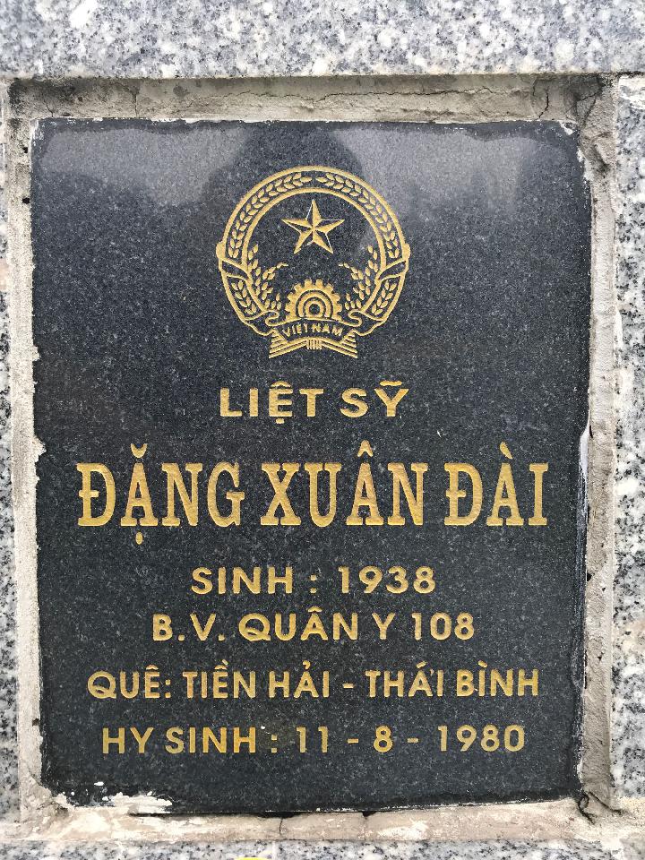 Ảnh mộ liệt sĩ ĐẶNG XUÂN ĐÀI