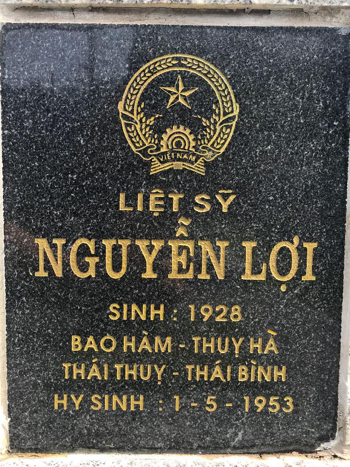 Ảnh mộ liệt sĩ NGUYỄN LỢI