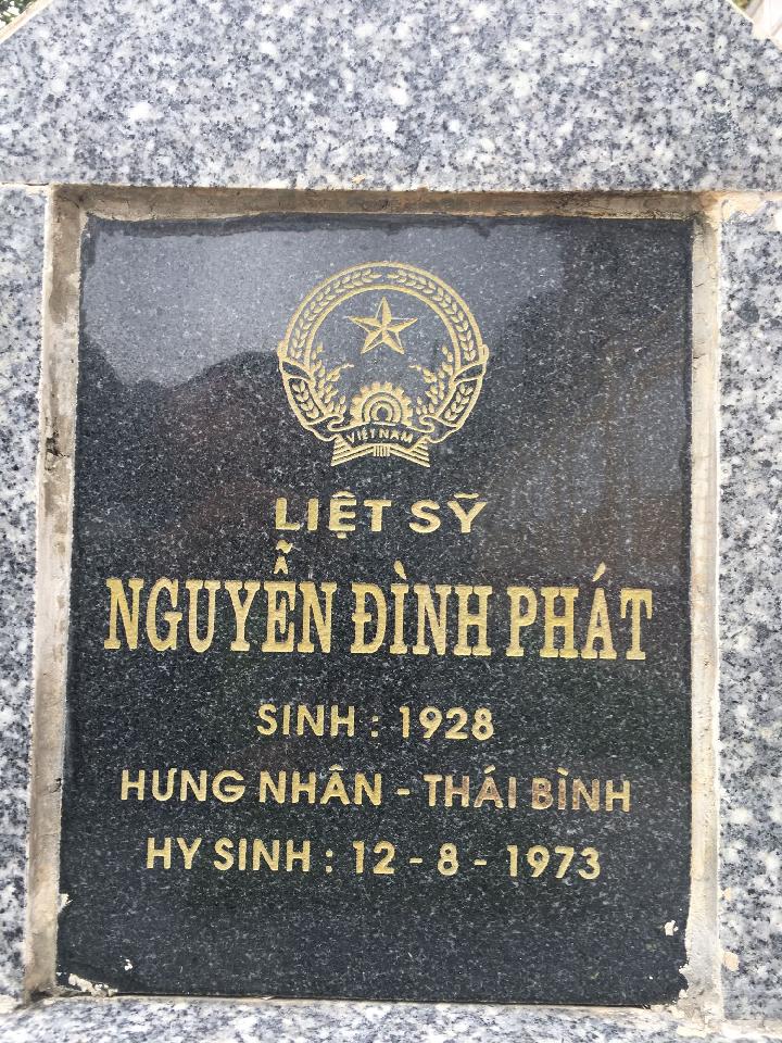 Ảnh mộ liệt sĩ NGUYỄN ĐÌNH PHÁT